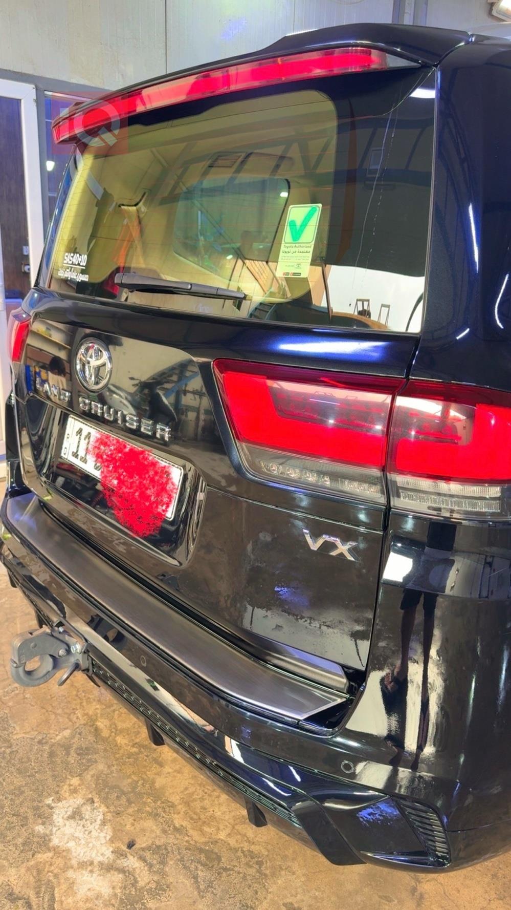 تۆیۆتا لاند کروزەر